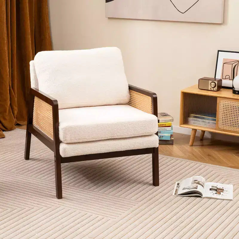 Poltrona di design Mid-Century Modern per soggiorno, con braccioli in rattan e struttura in legno, marrone/naturale